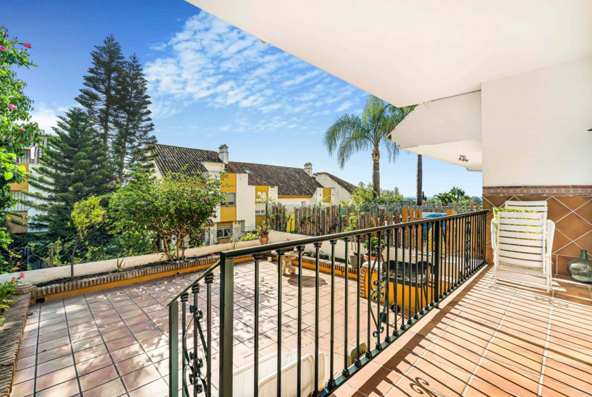 R5020762-Townhouse-For-Sale-Estepona-Terraced-4-Beds-230-Built-9