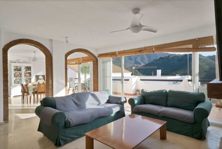 R5021212-Apartment-For-Sale-Benahavis-Duplex-3-Beds-200-Built-2