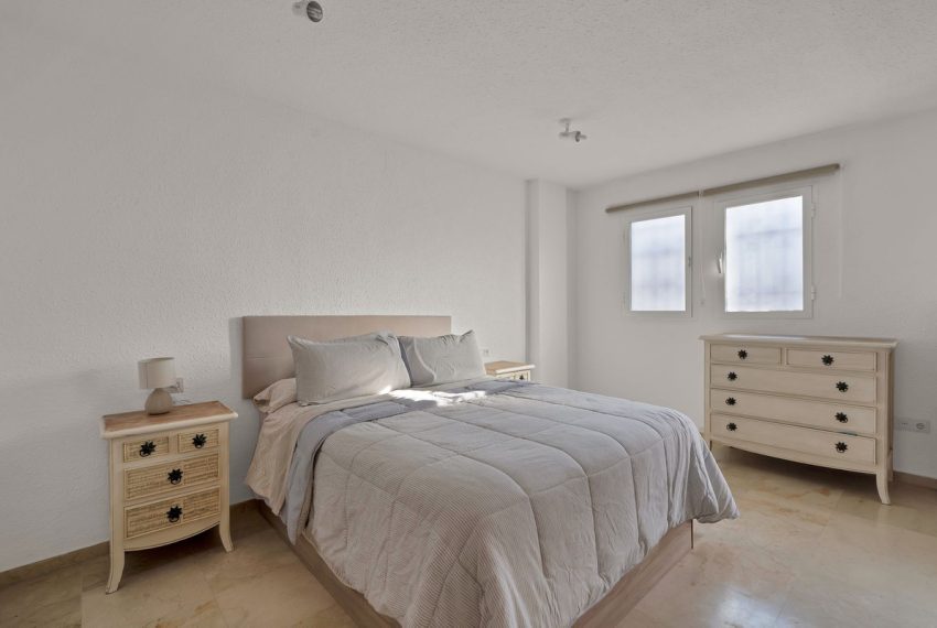 R5021212-Apartment-For-Sale-Benahavis-Duplex-3-Beds-200-Built-6