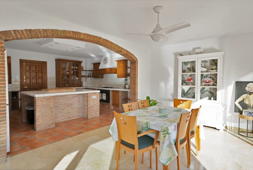R5021212-Apartment-For-Sale-Benahavis-Duplex-3-Beds-200-Built-9