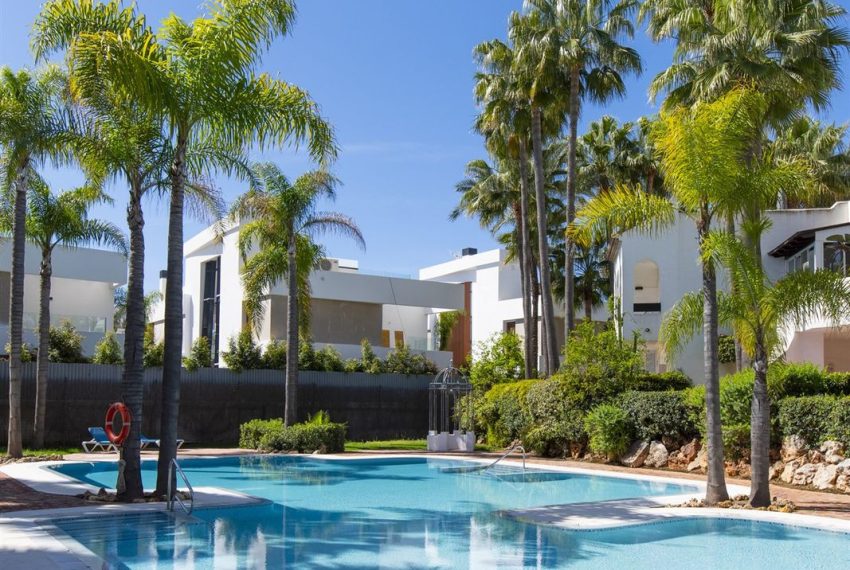R5021251-Apartment-For-Sale-Puerto-Banus-Middle-Floor-2-Beds-110-Built