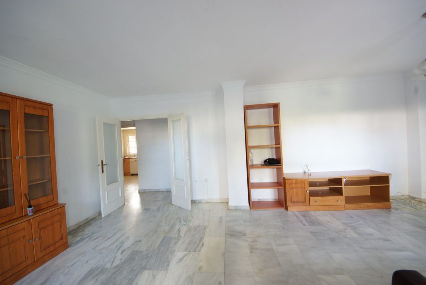 R5021254-Apartment-For-Sale-Estepona-Ground-Floor-2-Beds-95-Built-1