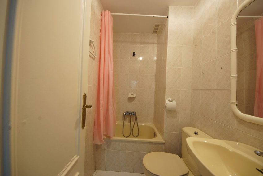 R5021254-Apartment-For-Sale-Estepona-Ground-Floor-2-Beds-95-Built-14