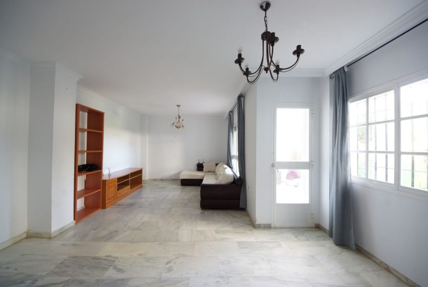 R5021254-Apartment-For-Sale-Estepona-Ground-Floor-2-Beds-95-Built-8