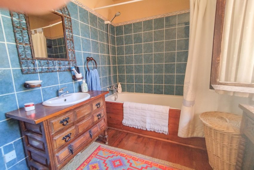 R5021425-Villa-For-Sale-Cabopino-Detached-6-Beds-220-Built-15