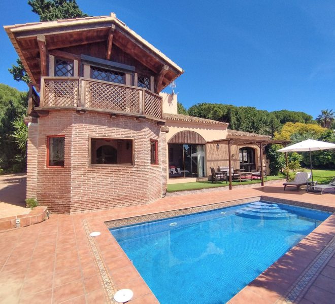 R5021425-Image 1-Detached - 6 Beds - 220 Built