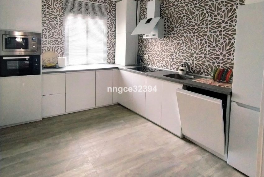 R5021449-Villa-For-Sale-San-Pedro-de-Alcantara-Semi-Detached-4-Beds-216-Built-2
