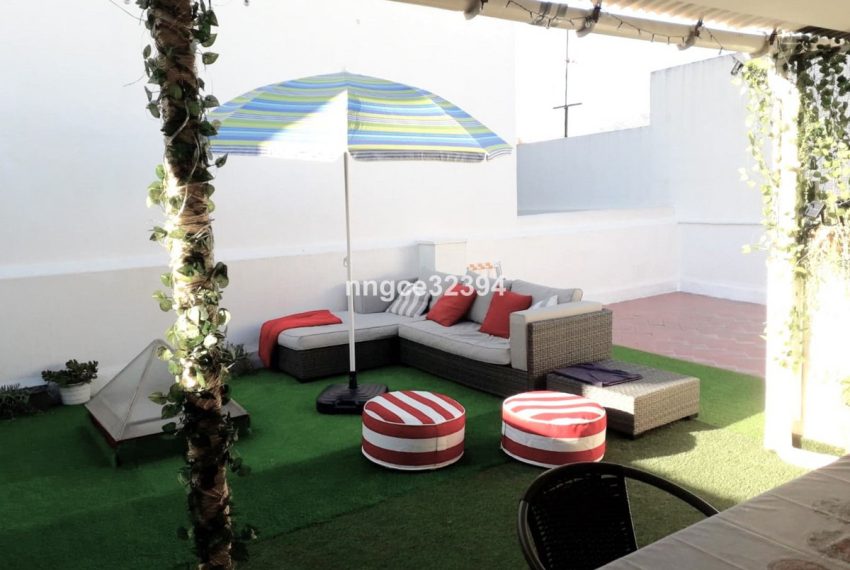 R5021449-Villa-For-Sale-San-Pedro-de-Alcantara-Semi-Detached-4-Beds-216-Built