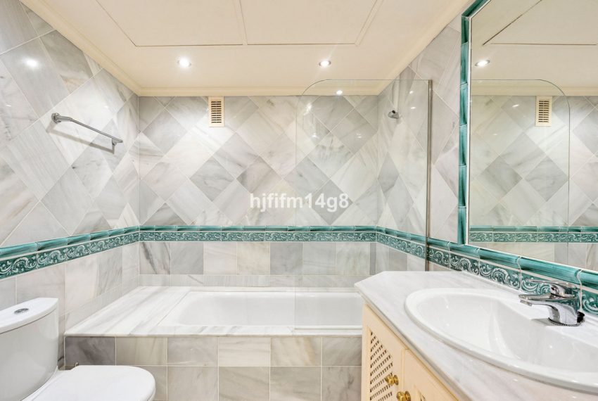 R5021554-Apartment-For-Sale-Monte-Halcones-Middle-Floor-3-Beds-153-Built-12