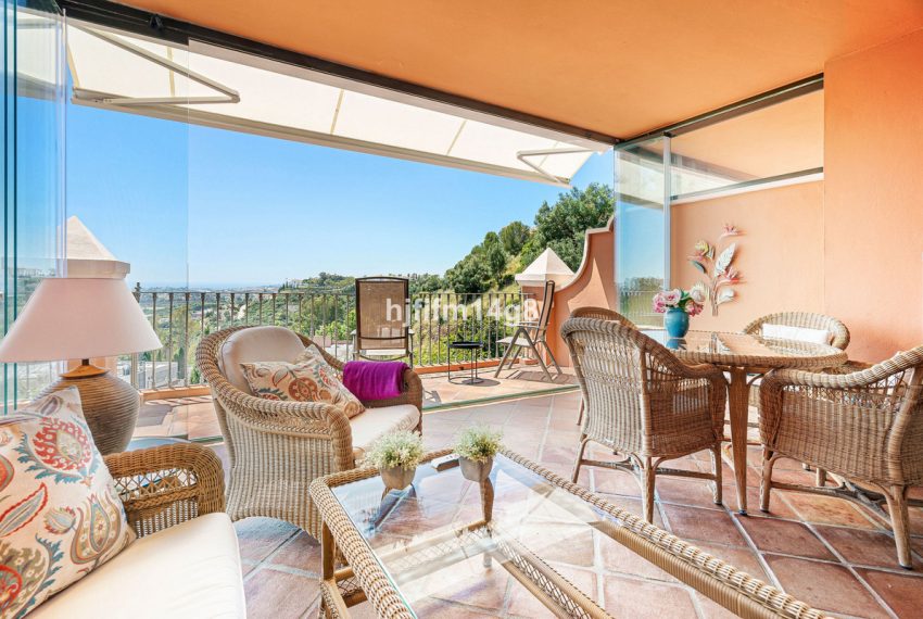 R5021554-Apartment-For-Sale-Monte-Halcones-Middle-Floor-3-Beds-153-Built