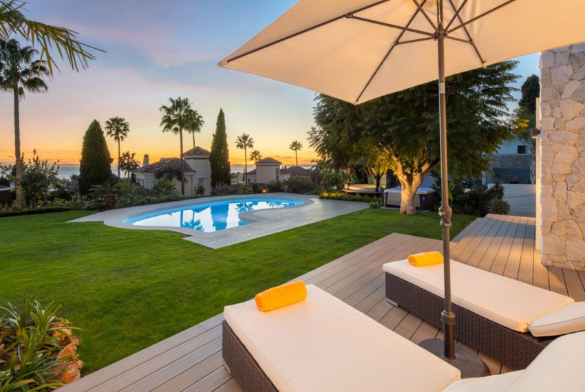R5021842-Villa-For-Sale-El-Rosario-Detached-3-Beds-254-Built-1