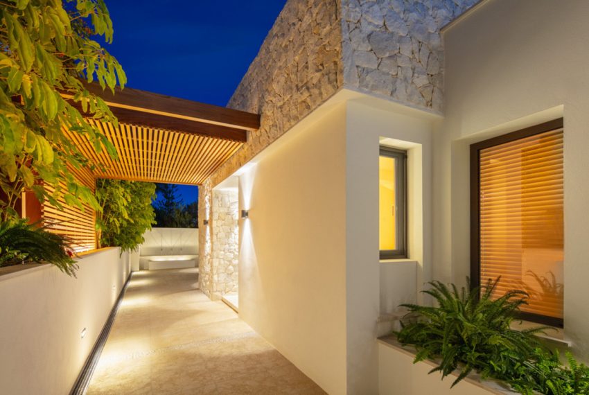 R5021842-Villa-For-Sale-El-Rosario-Detached-3-Beds-254-Built-17