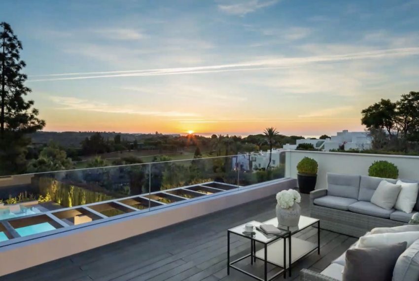 R5022925-Villa-For-Sale-Aloha-Detached-5-Beds-553-Built-9