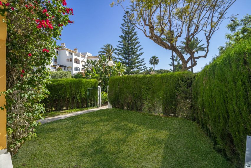 R5023027-Apartment-For-Sale-Nueva-Andalucia-Ground-Floor-3-Beds-151-Built-3