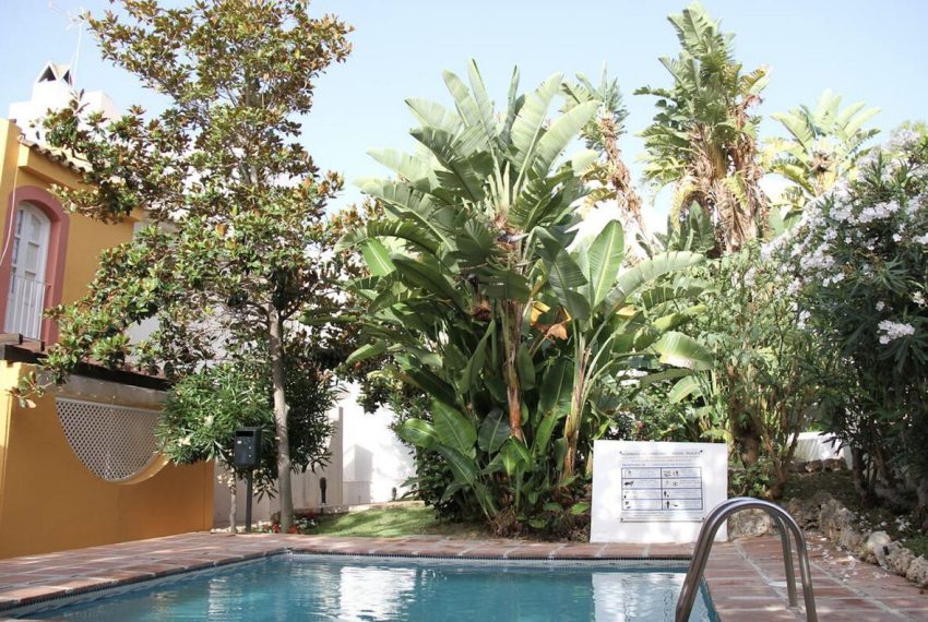 R5023072-Townhouse-For-Sale-Nueva-Andalucia-Terraced-5-Beds-170-Built-5