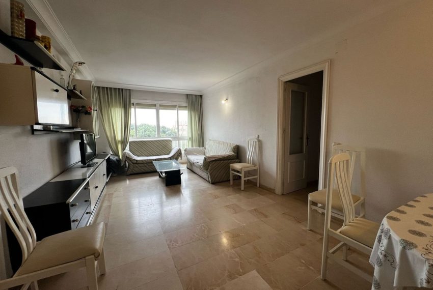 R5023096-Apartment-For-Sale-Estepona-Middle-Floor-3-Beds-105-Built-3