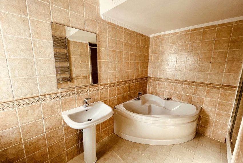 R5023111-Villa-For-Sale-Estepona-Detached-3-Beds-170-Built-17