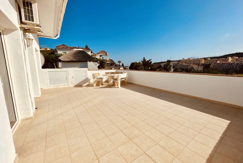 R5023111-Villa-For-Sale-Estepona-Detached-3-Beds-170-Built-4