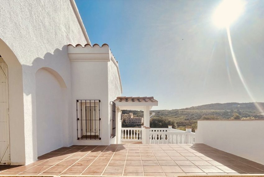 R5023111-Villa-For-Sale-Estepona-Detached-3-Beds-170-Built-7
