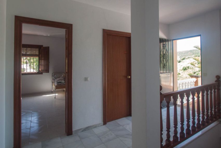 R5023150-Villa-For-Sale-Estepona-Finca-4-Beds-158-Built-14