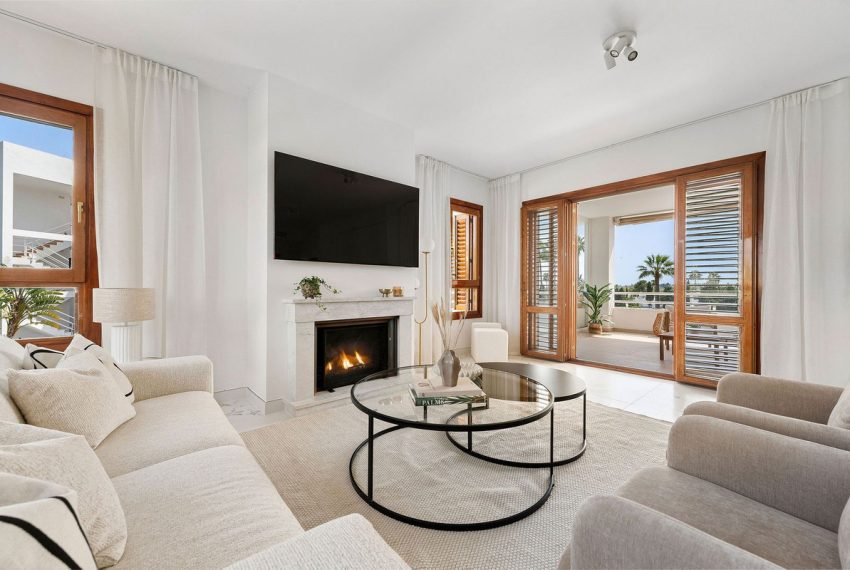R5023300-Apartment-For-Sale-Nueva-Andalucia-Middle-Floor-3-Beds-161-Built-1