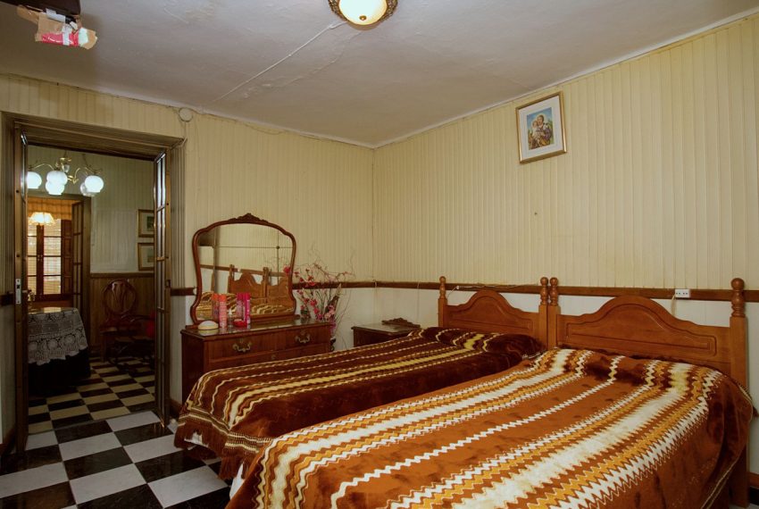 R5023324-Townhouse-For-Sale-Coin-Terraced-7-Beds-292-Built-10