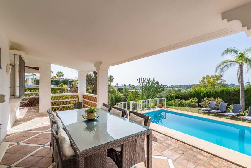 R5023336-Villa-For-Sale-El-Paraiso-Detached-5-Beds-587-Built-1