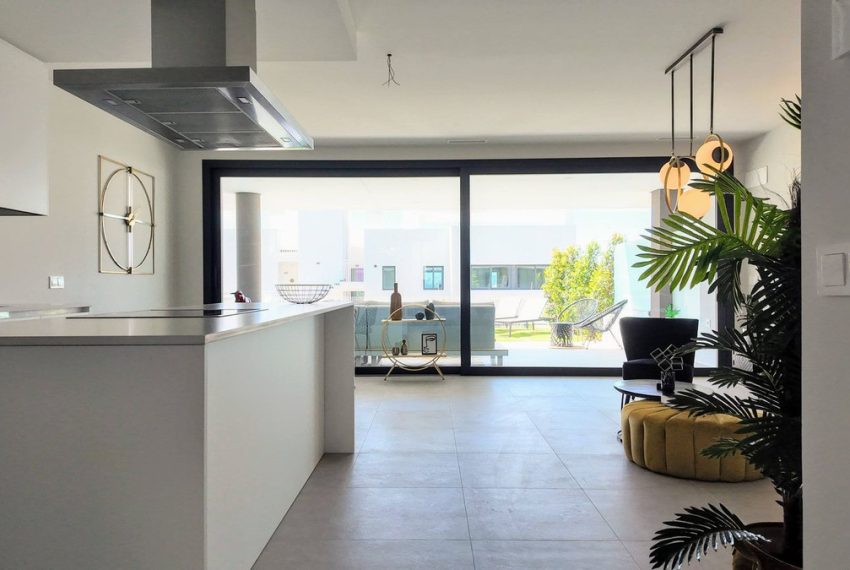 R5023372-Apartment-For-Sale-Estepona-Ground-Floor-3-Beds-180-Built-3