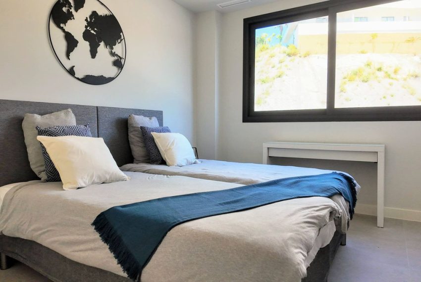 R5023372-Apartment-For-Sale-Estepona-Ground-Floor-3-Beds-180-Built-7