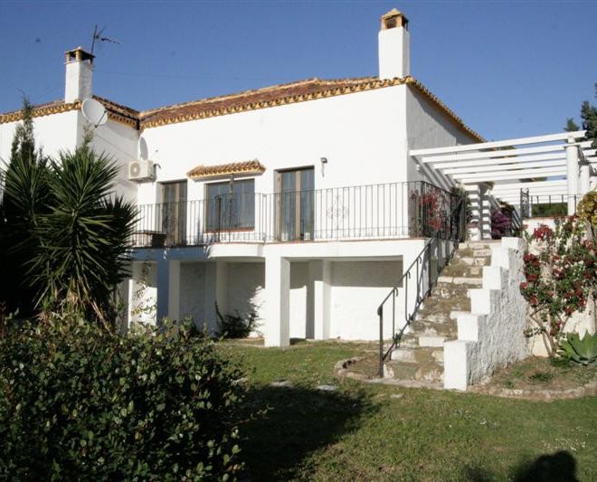 R511305-Image 1-Finca - 3 Beds - 451 Built