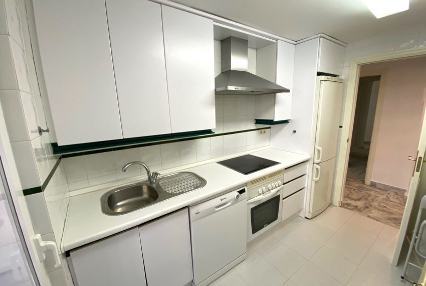 R2953958-Apartment-For-Sale-Nueva-Andalucia-Ground-Floor-3-Beds-110-Built-12