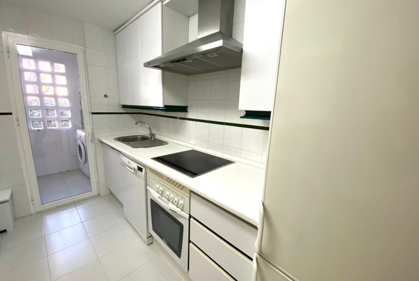 R2953958-Apartment-For-Sale-Nueva-Andalucia-Ground-Floor-3-Beds-110-Built-13