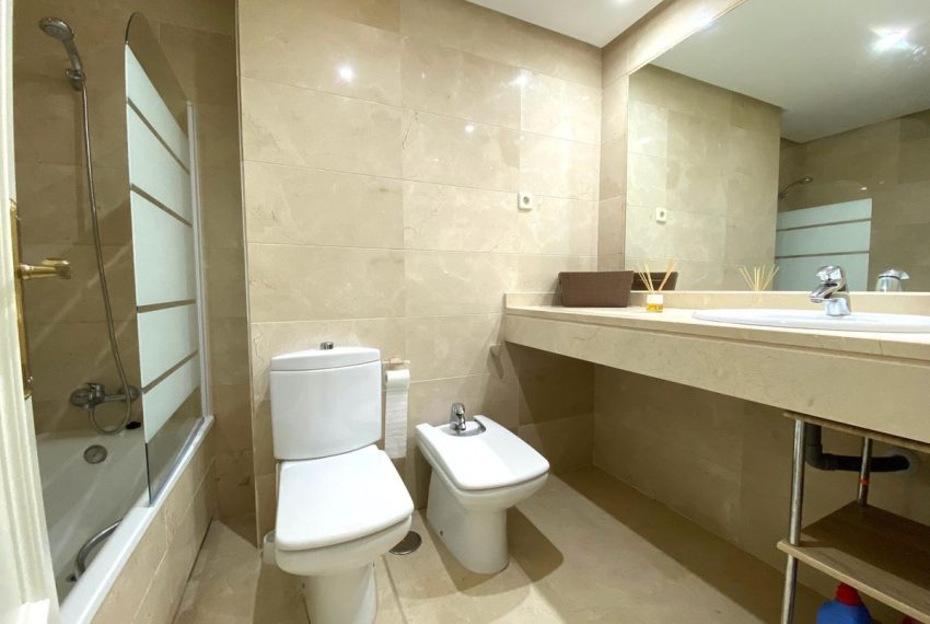 R2953958-Apartment-For-Sale-Nueva-Andalucia-Ground-Floor-3-Beds-110-Built-17