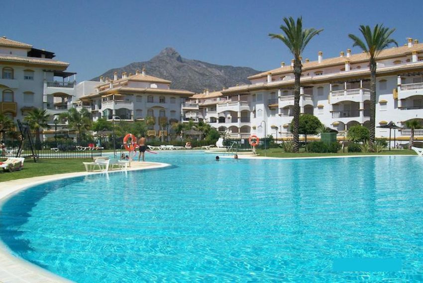 R2953958-Apartment-For-Sale-Nueva-Andalucia-Ground-Floor-3-Beds-110-Built