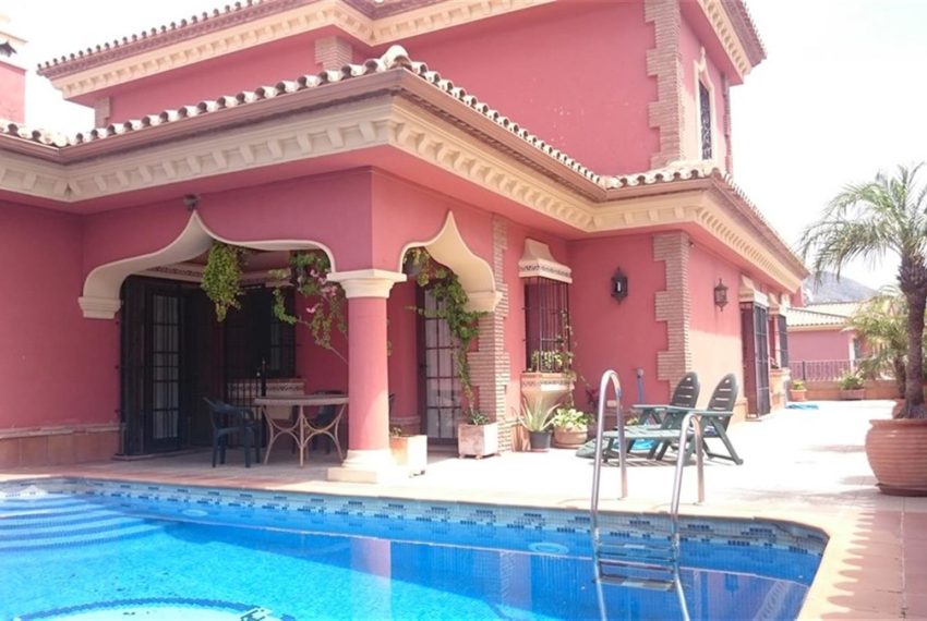 R3367234-Villa-For-Sale-Mijas-Costa-Detached-3-Beds-1080-Built
