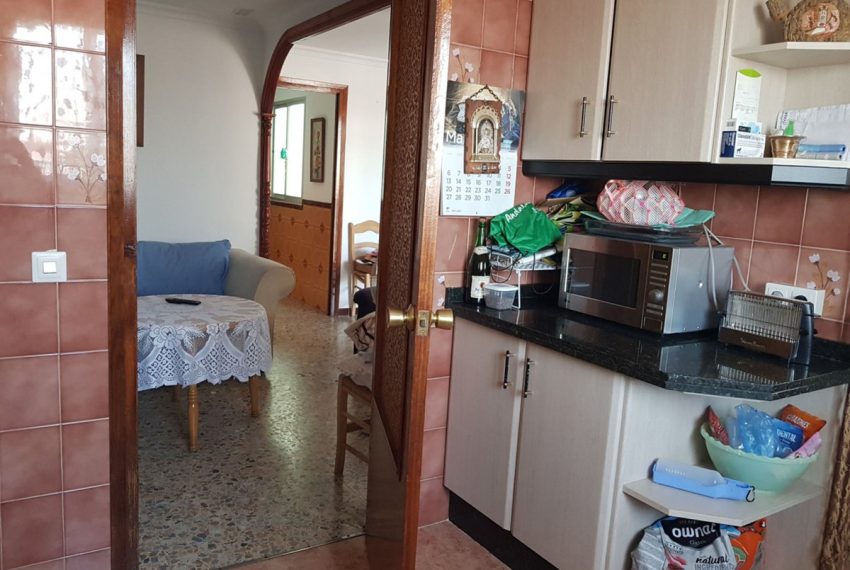 R3937837-Townhouse-For-Sale-Guaro-Terraced-4-Beds-140-Built-7