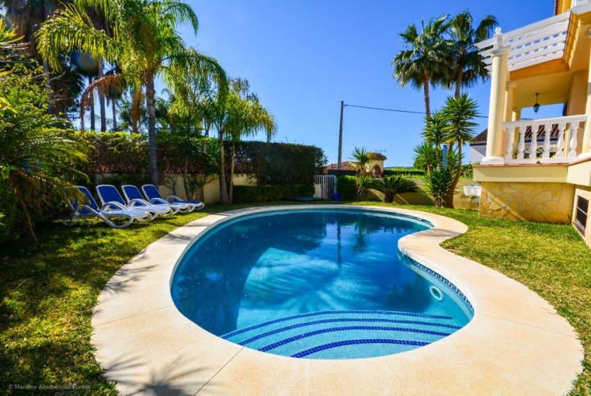R4020082-Villa-For-Sale-Mijas-Costa-Detached-5-Beds-272-Built-2