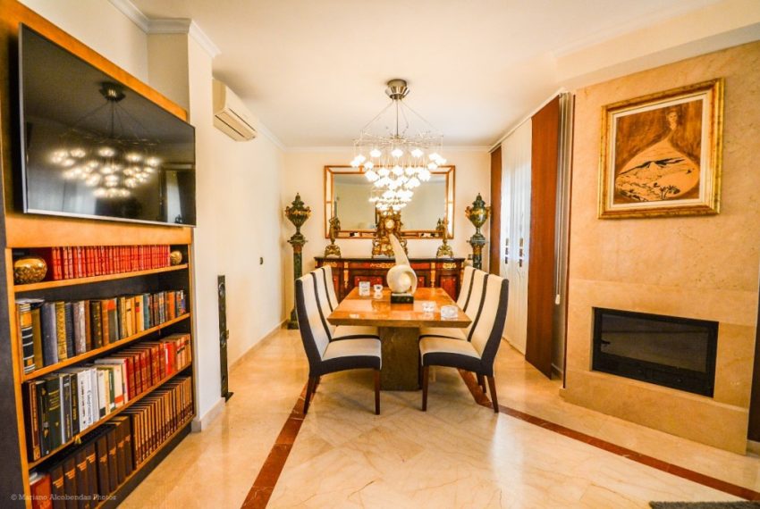R4020082-Villa-For-Sale-Mijas-Costa-Detached-5-Beds-272-Built-7