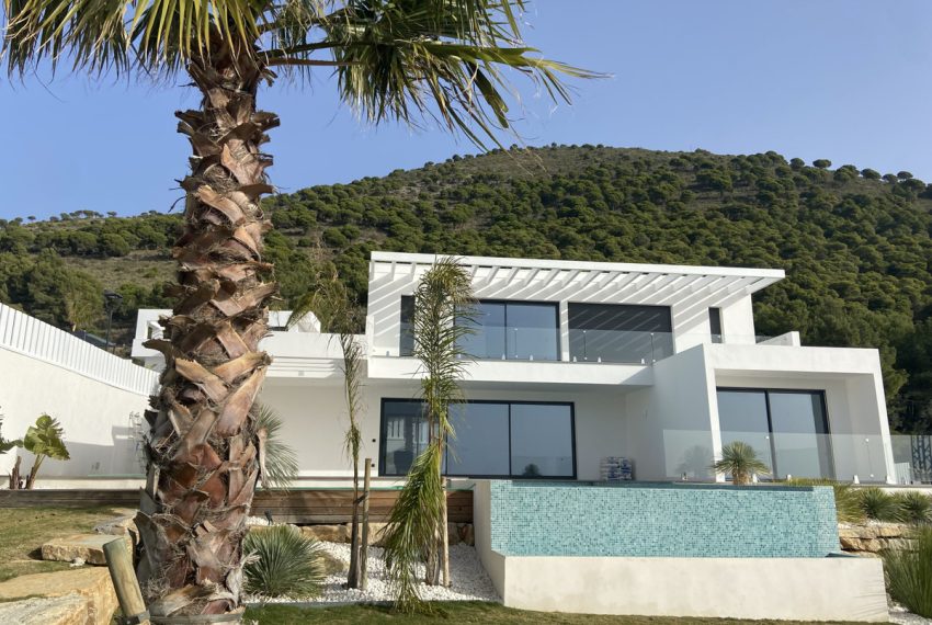 R4055422-Villa-For-Sale-Mijas-Detached-5-Beds-352-Built