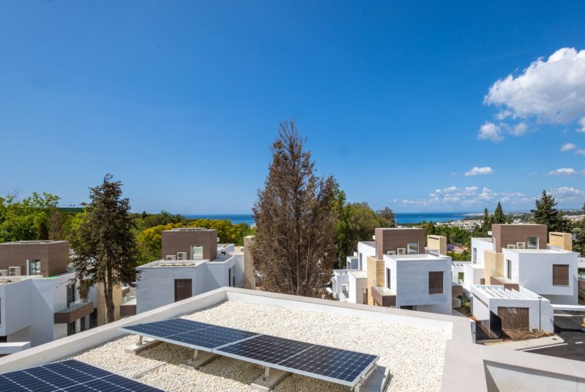 R4063471-Villa-For-Sale-The-Golden-Mile-Detached-4-Beds-730-Built-4