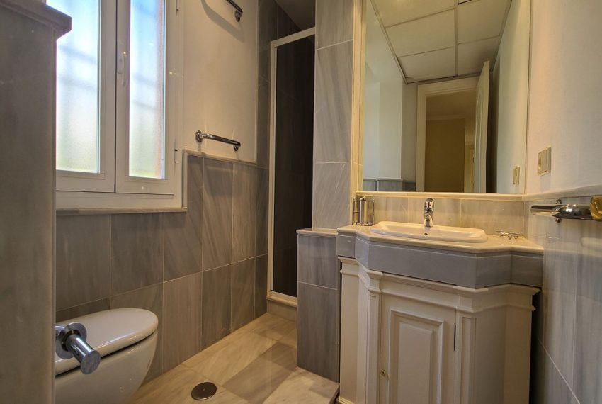 R4121434-Villa-For-Sale-The-Golden-Mile-Detached-5-Beds-291-Built-18