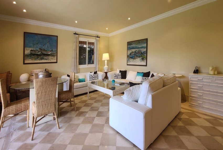 R4121434-Villa-For-Sale-The-Golden-Mile-Detached-5-Beds-291-Built-4