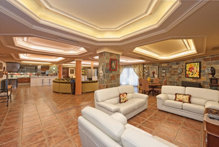 R4213192-Villa-For-Sale-La-Cala-de-Mijas-Detached-7-Beds-2235-Built-17