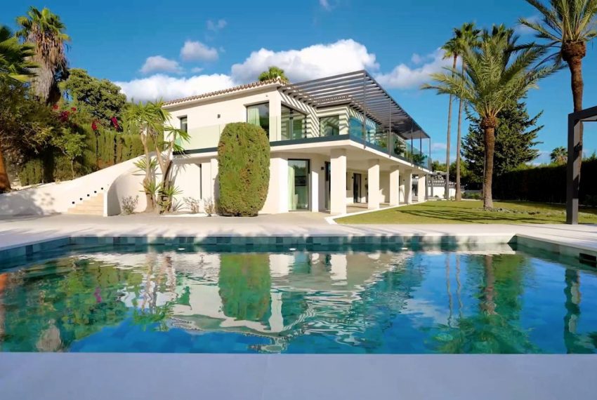 R4218943-Villa-For-Sale-The-Golden-Mile-Detached-5-Beds-405-Built-2