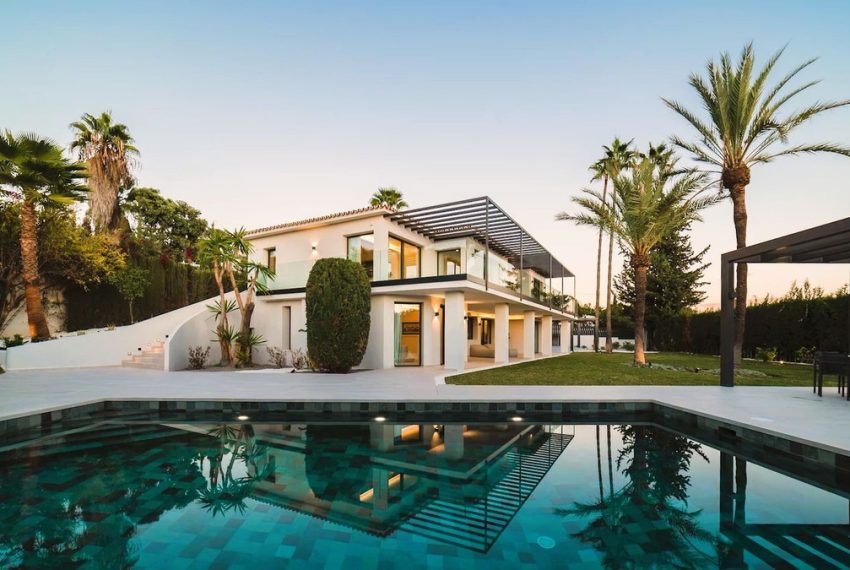 R4218943-Villa-For-Sale-The-Golden-Mile-Detached-5-Beds-405-Built-7