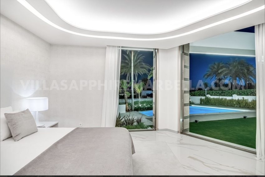 R4318993-Villa-For-Sale-Los-Monteros-Detached-6-Beds-1500-Built-12