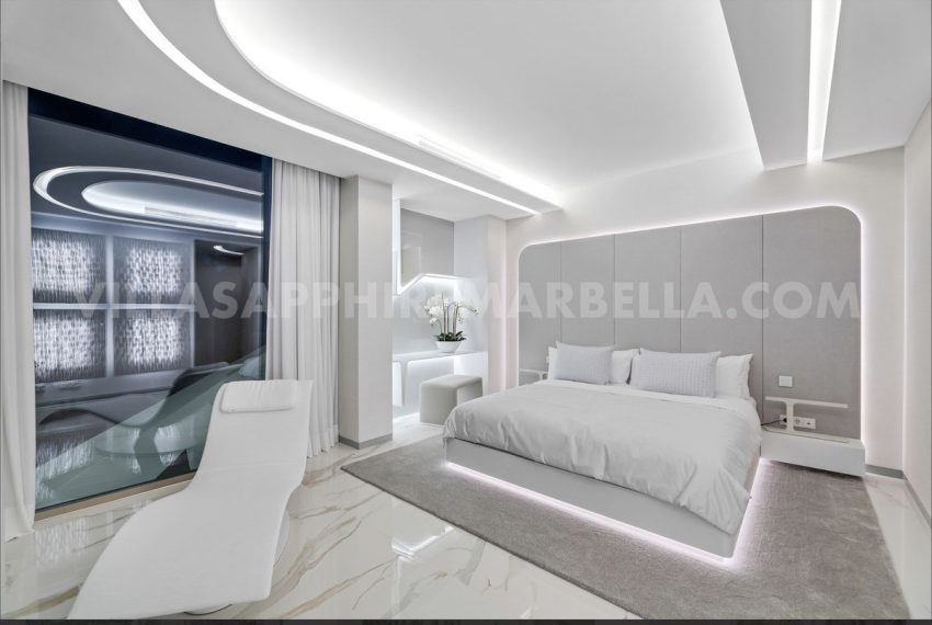 R4318993-Villa-For-Sale-Los-Monteros-Detached-6-Beds-1500-Built-16