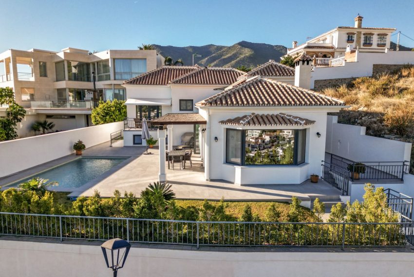 R4437112-Villa-For-Sale-Mijas-Detached-4-Beds-338-Built-1