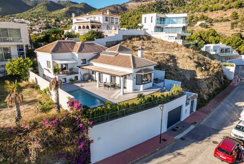 R4437112-Villa-For-Sale-Mijas-Detached-4-Beds-338-Built-3
