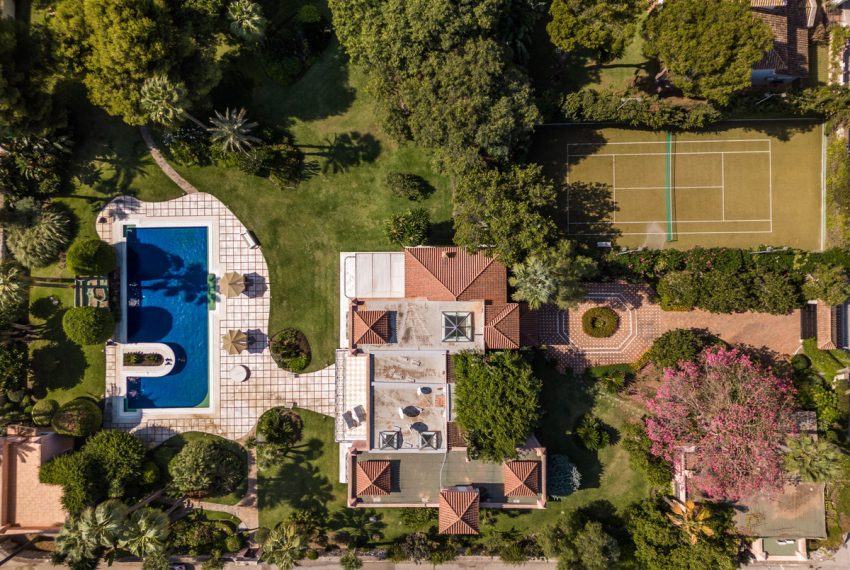 R4505752-Villa-For-Sale-Estepona-Detached-8-Beds-1069-Built-19